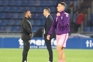 José Luis Oltra tuvo un estreno a lo grande con el Eldense en Tenerife.