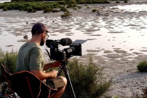 Ignacio Aguilera, en un momento del rodaje de la película ‘Bailando en el barro’.