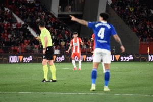 Quintanilla salió por Robertone en el minuto 82 en el partido ante el Oviedo. 