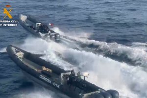 'Narcolancha' interceptada por la Guardia Civil.