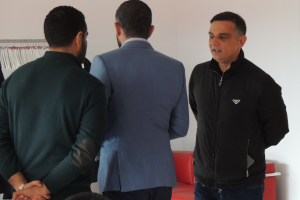 Mohamed El Assy nunca le ha dado la espalda a la afición del Almería. FOTO: Álex Peña.