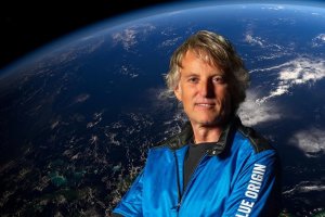 Imagen de la docuserie Calleja en el Espacio.