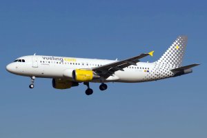 Vueling opera el vuelo Almería-Barcelona.
