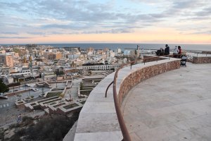 Vista del Cerro de San Cristóbal desde el principal mirador que tiene