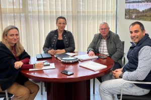 La delegada de Administración Local, Rebeca Gómez, en Garrucha.