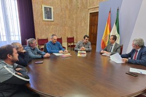 Durante el encuentro se han abordado, además, posibles soluciones para reforzar la seguridad en las zonas rurales.