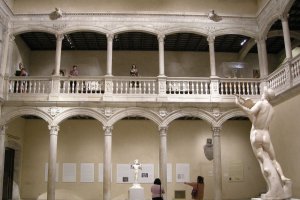 Patio de Honor del castillo en el Museo Metropolitano de Nueva York.