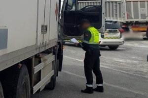 Control de la Guardia Civil de Tráfico.