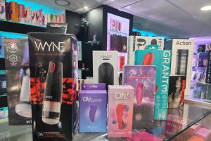 Diferentes artículos que componen el top tres de ventas de Erotic Fantasy.