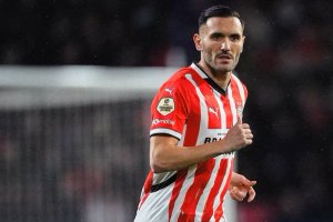 El jugador dejaba el Depor y se marchó al fútbol de Pises Bajos.