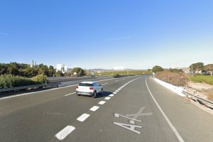 Kilómetro 692 de la Autovía del Mediterráneo a su paso por Antas.