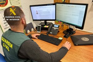 Imagen de archivo de un agente de la Guardia Civil.