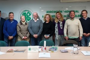 Parte de la nueva Junta Directiva.