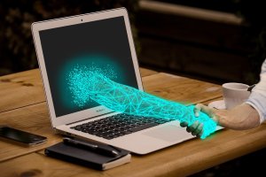 Tecnología, digitalización y ciberseguridad como ejes del debate.