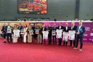 Colaboradores de la carrera solidaria 'Ruta 091' durante su presentación.