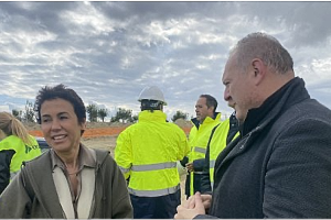 Isabel Pardo en Cuevas del Almanzora en 20023 junto al alcalde Antonio Fernández.