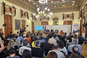Participación de Loquillo en la Feria del Libro de Almería
