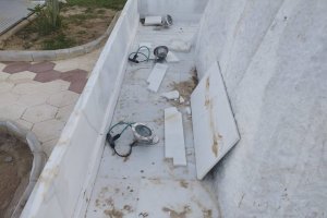 Actos de vandalismo en la fuente del Museo del Pescador.