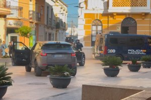 La Plaza del Ayuntamiento estaba vigilada.