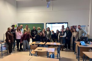 Foto de familia de una de las charlas.