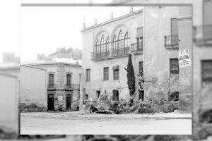 La fachada  sur de las casas consistoriales, que daba a la Plaza de San Fernando, estaba en obras a comienzos de los ochenta.