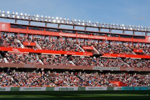 El Nuevo Los Cármenes el pasado fin de semana en el partido contra el Almería donde estuvo cerca del lleno.