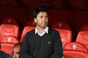 Rubi sufrió en el tramo final del encuentro y pide tranquilidad para los futbolistas.