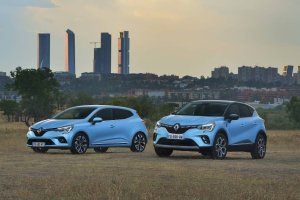 Modelos Clio y Captur ofertados en Syrsa