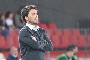 Rubi busca la segunda victoria consecutiva para que el Almería pueda volver a entrar en Play Off.