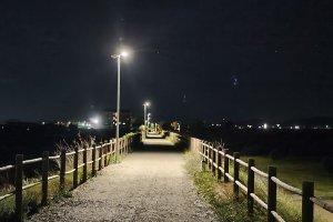 La Vía Verde de Huércal-Overa ya cuenta con más de 4 kilómetros iluminados.
