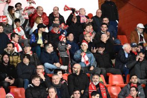 La afición también juega en la recta final del curso en Segunda División.