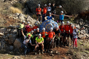 Uno de los grupos juveniles que se han ido de aventura con Óscar.