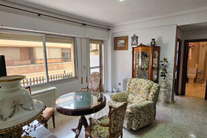 Piso en Idealista en Almería bajo duda propiedad