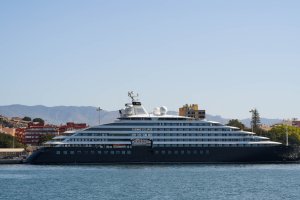 Crucero Scenic Eclipse en el Puerto de Almería