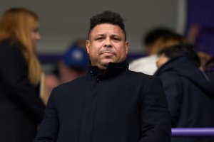 Ronaldo prepara su salida del Real Valladolid tras el descenso.