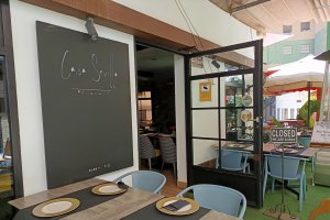 Casa Sevilla, cerrado este mediodía.