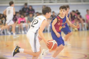 Real Madrid y F.C. Barcelona disputaron la final del Torneo Nacional de Baloncesto U13 Ciudad de Vera.