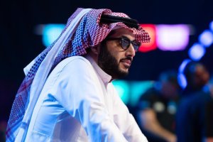 El ministro cierra su etapa en el conjunto rojiblanco y deja paso a Mohammed Al-Khereiji.