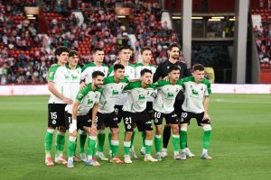 El Racing de Santander se puede quedar sin ascenso directo y sin Play Off.