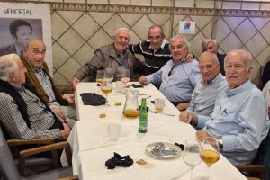 Los míticos del Hispania siguen recordando por san Matías a su presidente.