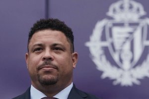 Ronaldo Nazario se marcha de Valladolid con más sombras que luces y la afición enfadada.