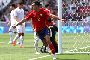 Marc Pubill celebrando un gol con España camino del oro olímpico.