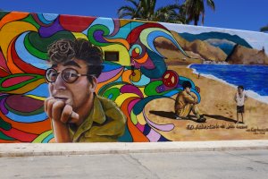 Mural dedicado a John Lennon en Carboneras y recientemente restaurado.