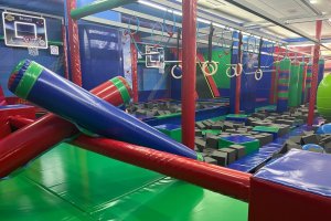 Zona de cubos de foam, uno de los nuevos espacios pensados para los más intrépidos.