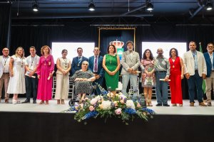 Acto de entrega de medallas a los Balanegreses más destacados