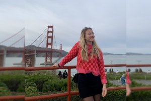 Estela Fernández en San Francisco durante su estancia en Estados Unidos.