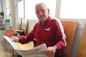 Antonio Navarro Cerdán visitó LA VOZ de Almería y Cadena SER para repasar su trayectoria en el mundo del arbitraje.