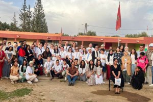 Foto de familia después de unos días de intensa actividad para ayudar a los afectados por el terremoto.
