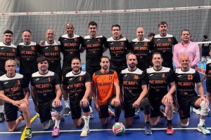 Foto de familia de la plantilla de Pícaro 213-Stanley & Di Marco.