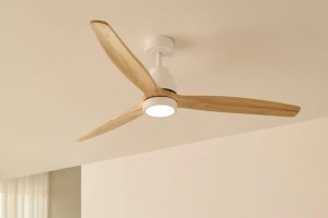 Ventilador de techo silencioso.